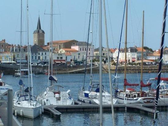 Les Sables-dʼOlonne Maison De Pecheur Renovee Avec Cour Proche Du Port מראה חיצוני תמונה